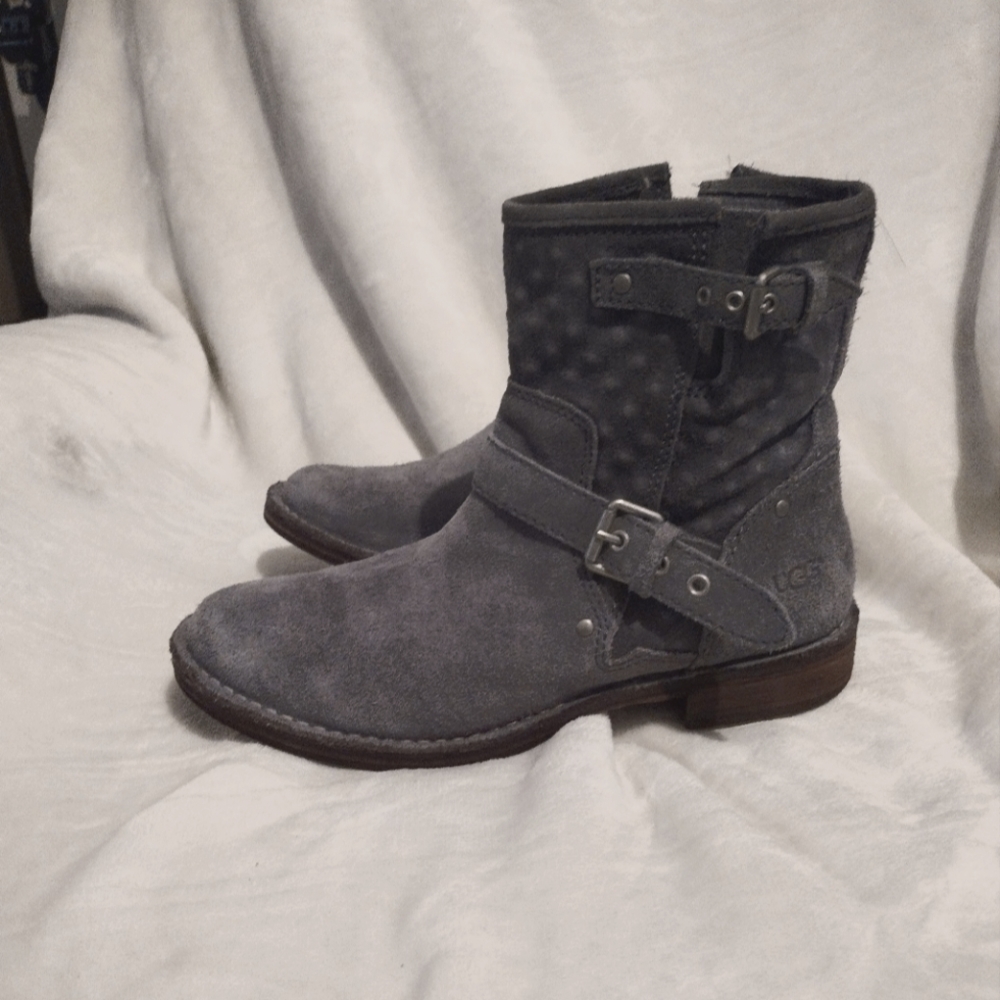 UGG boots, side zip, gray, size 8